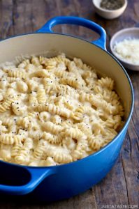 easy-stovetop-mac-cheese-2023